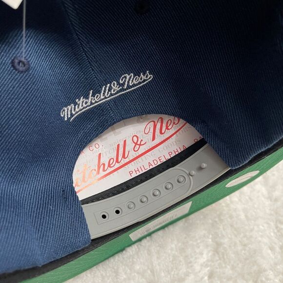 LA Dodgers Mitchell & Ness 60 Year Snapback Limited Edition Cap - Picture 3 of 3